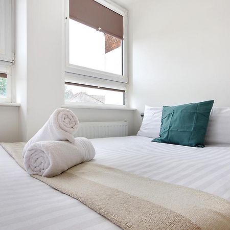 Hill House Holiday Apartments Борнмут Экстерьер фото