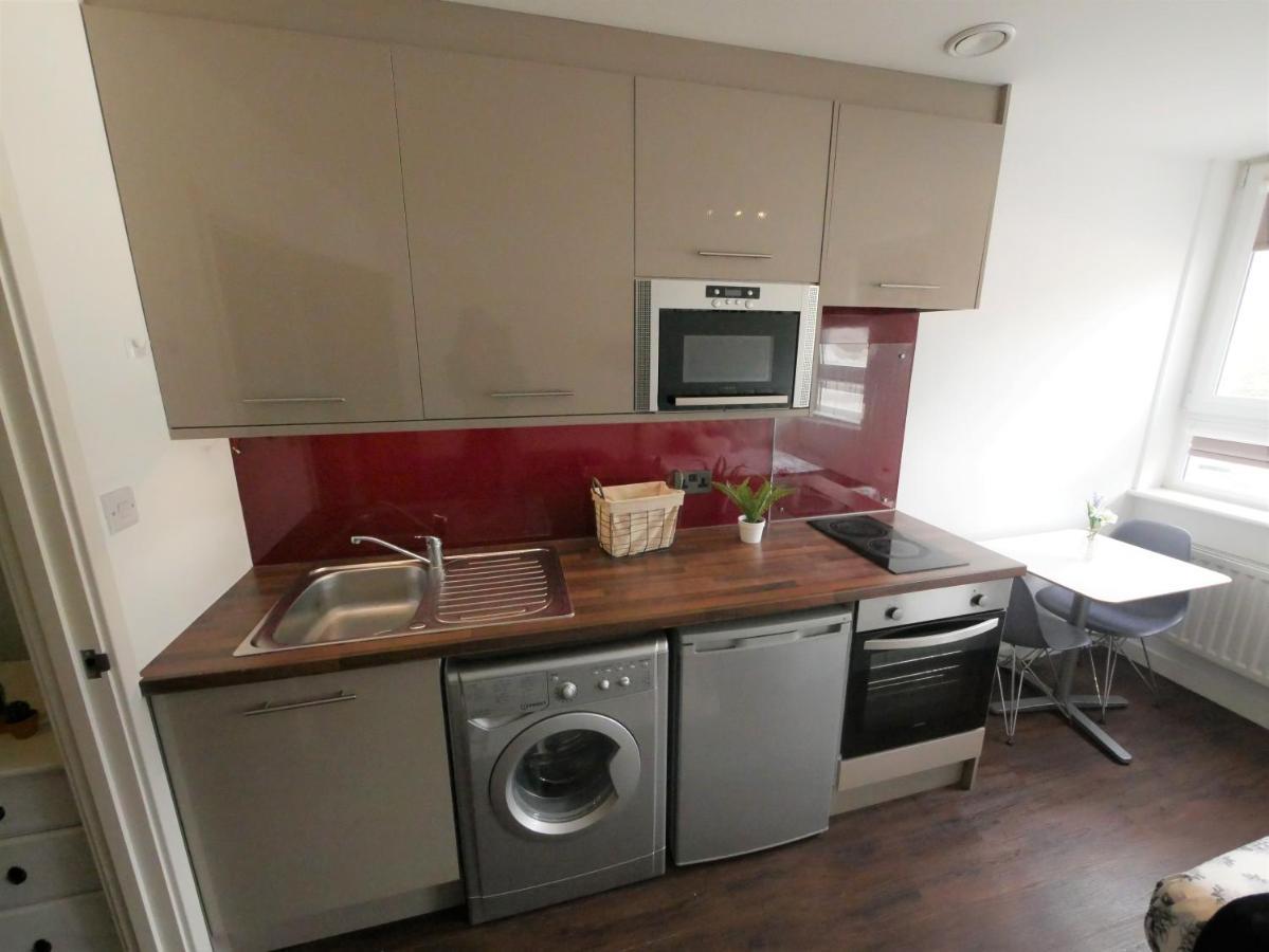Hill House Holiday Apartments Борнмут Экстерьер фото