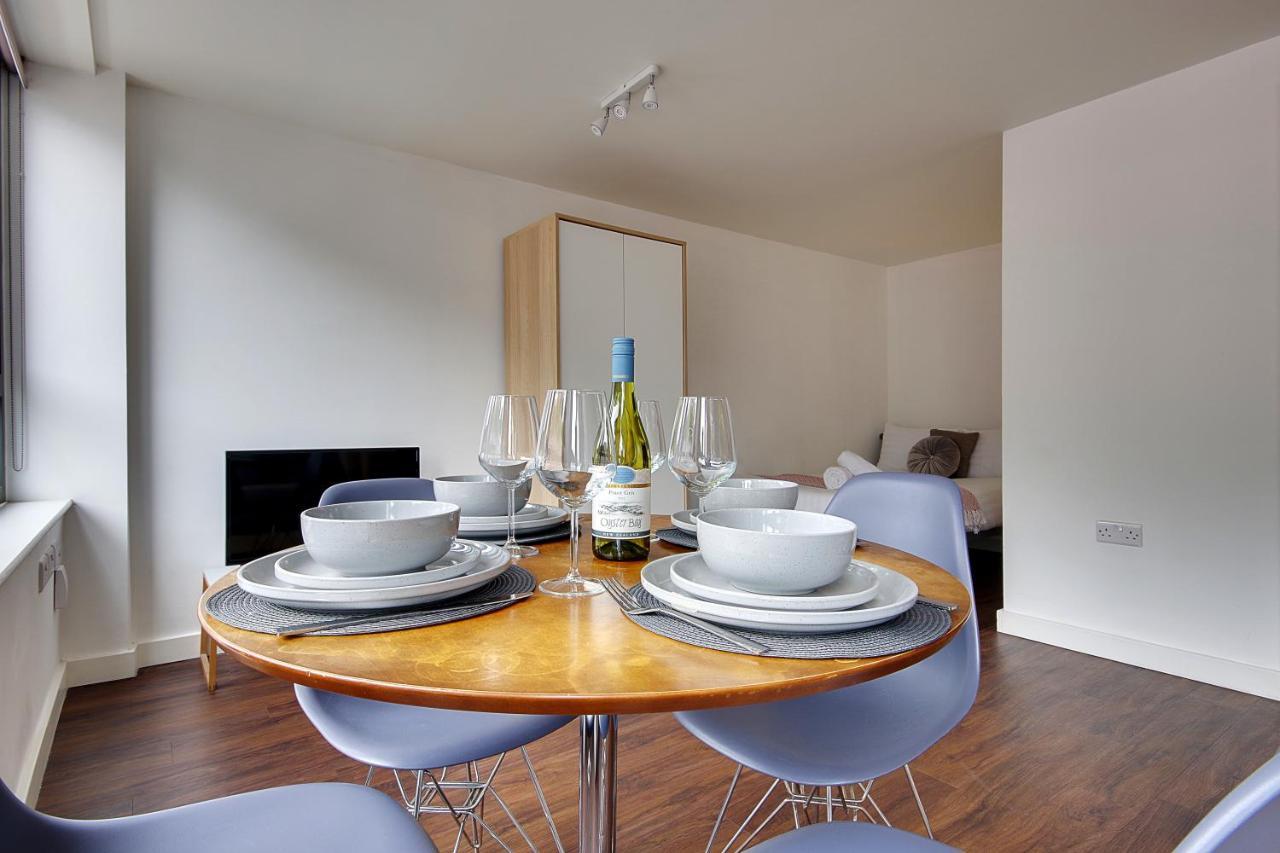 Hill House Holiday Apartments Борнмут Экстерьер фото