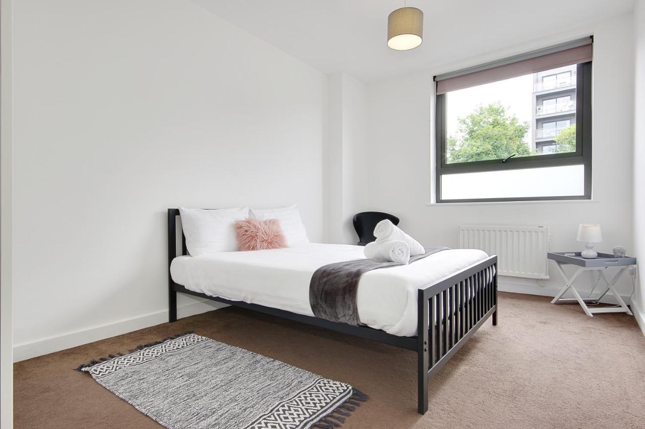 Hill House Holiday Apartments Борнмут Экстерьер фото