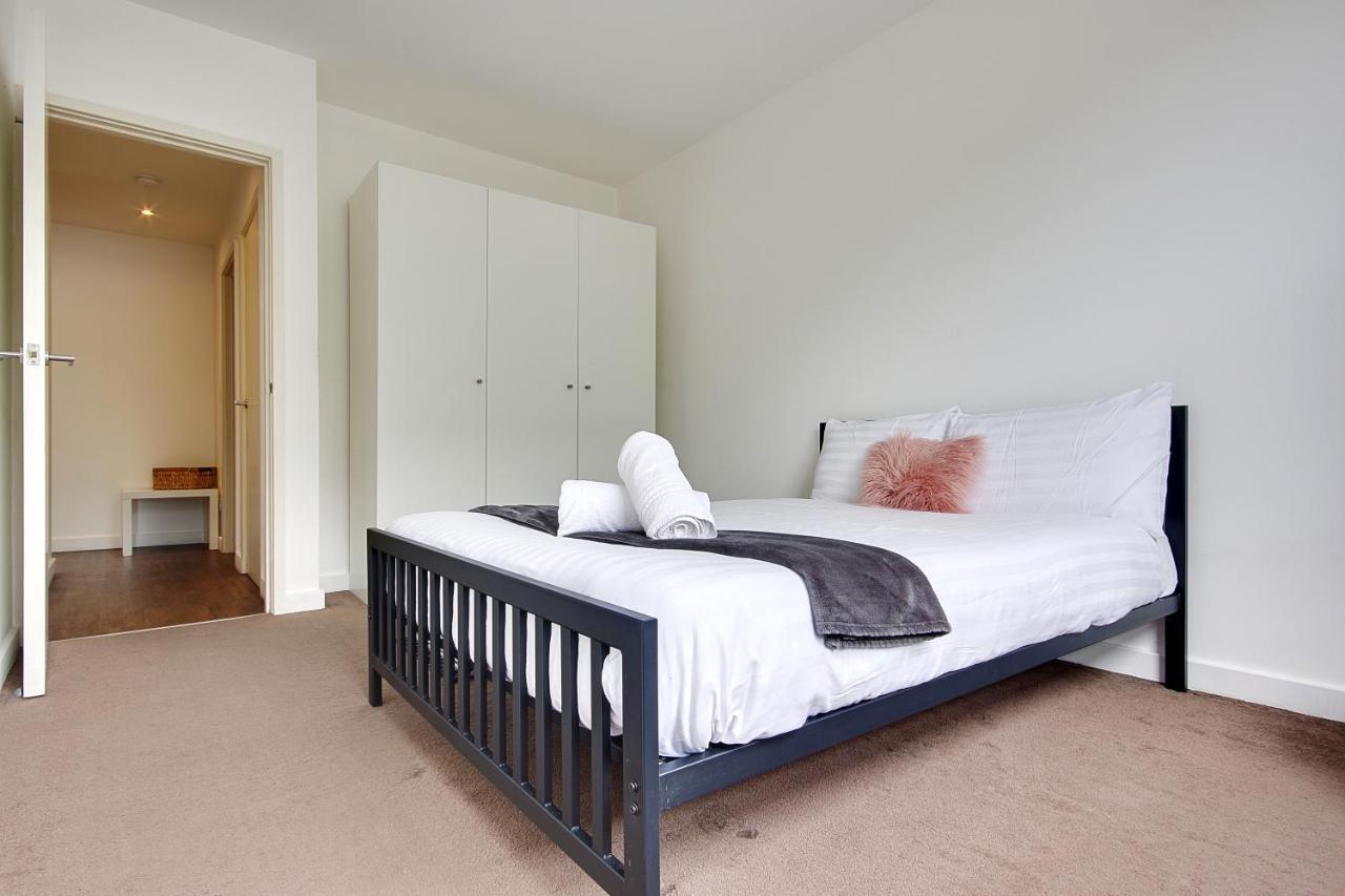 Hill House Holiday Apartments Борнмут Экстерьер фото